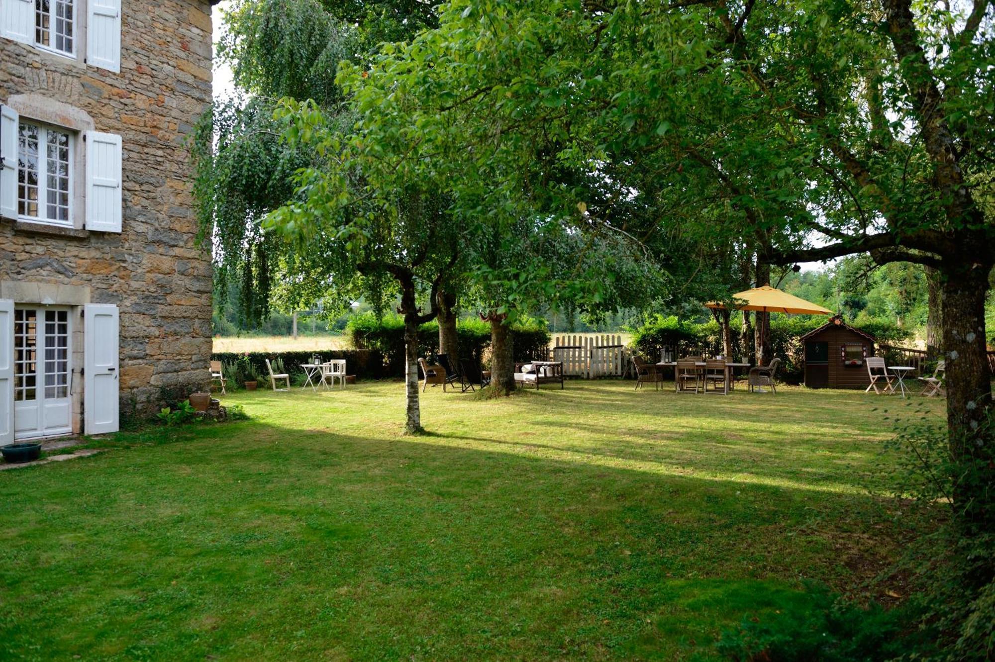 Maison D'Hotes La Singuliere Severac-d'Aveyron Ngoại thất bức ảnh